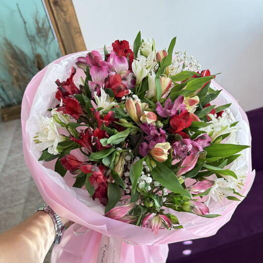 Микс из Альстромери