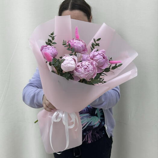 Пионы с эвкалиптом 🥰