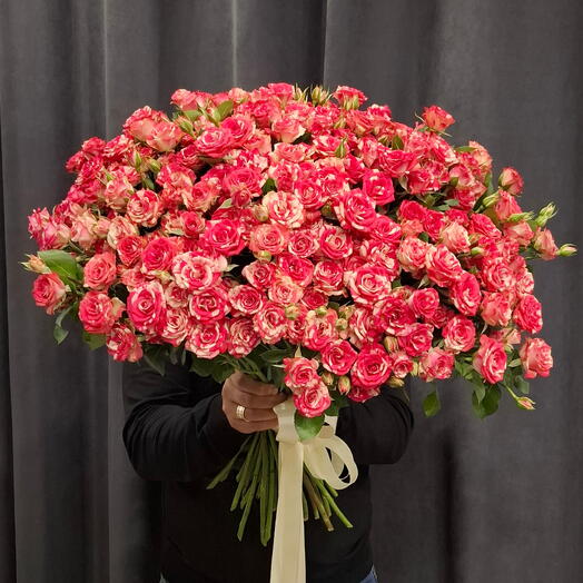 Букет из 33 ветки кустовых роз ️️️