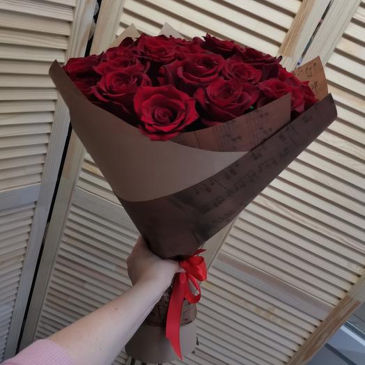 Букет из 21 алой розы💞