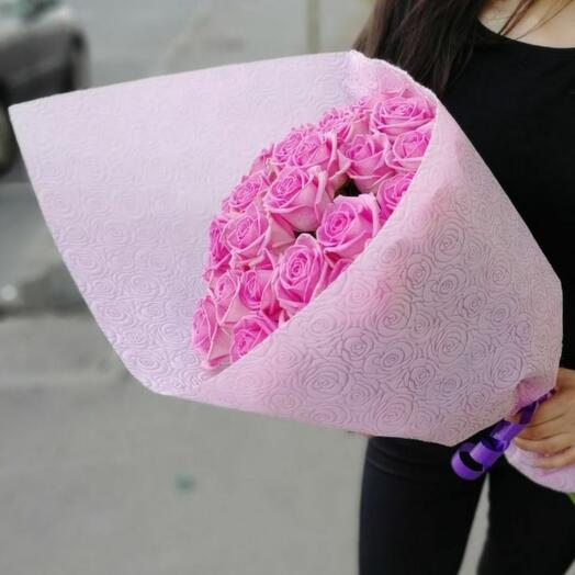 Bouquet of 29 pink roses