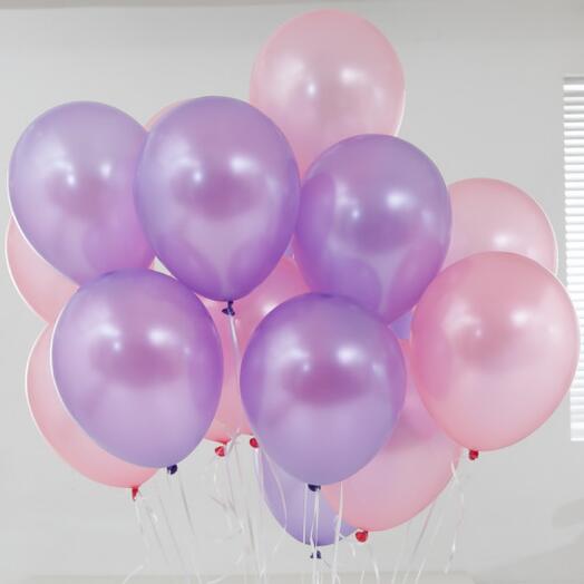 Фиолетово розовые шары. Розовые и сиреневые шары. Розовые шары металлик. Фиолетовые воздушные шары. Шарики сиреневые и розовые.