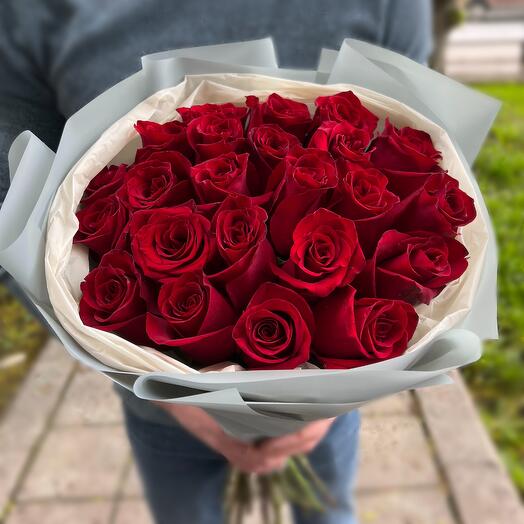 Gran ramo de rosas rojas / / chica, para esposa, amada, para vacaciones