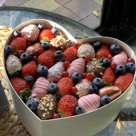 Клубничное сердце