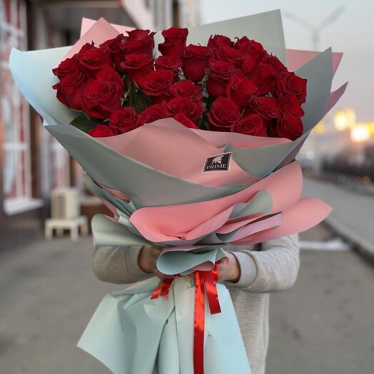 Букет Red Classic 35