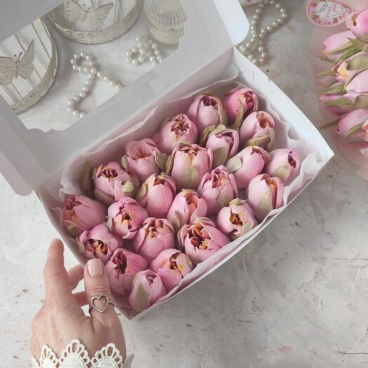 Sweet set "Luxury" of marshmallow royal terry tulips, 15x25cm