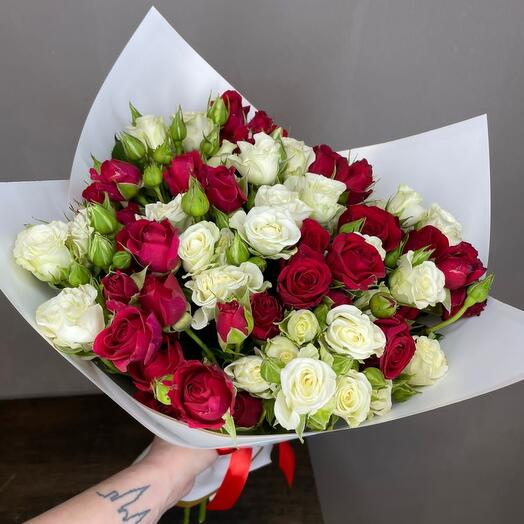 Букет из 15 кустовых роз♥️