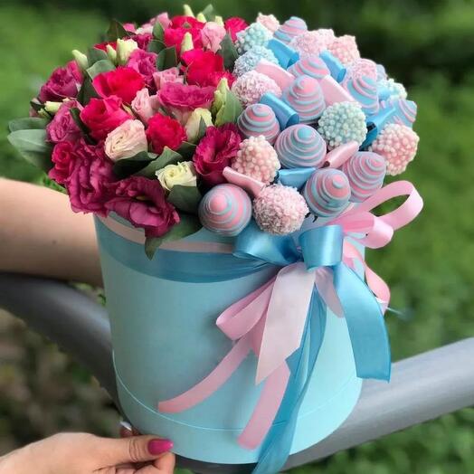 Flower strawberry box M