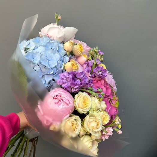 Bright bouquet