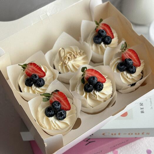 Капкейки с топпером «Love», набор из 6 пирожных