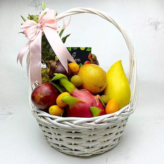 Корзина экзотических фруктов М