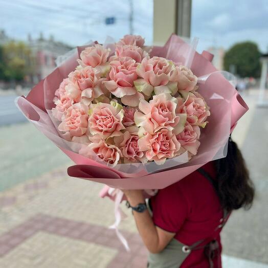 25 Reflexed  roses Bouquet