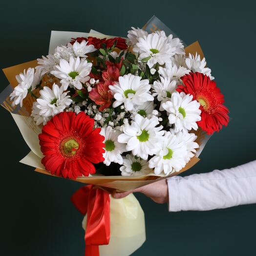 Букет яркий. Размер М