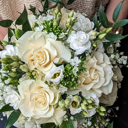 Mondial bridal bouquet