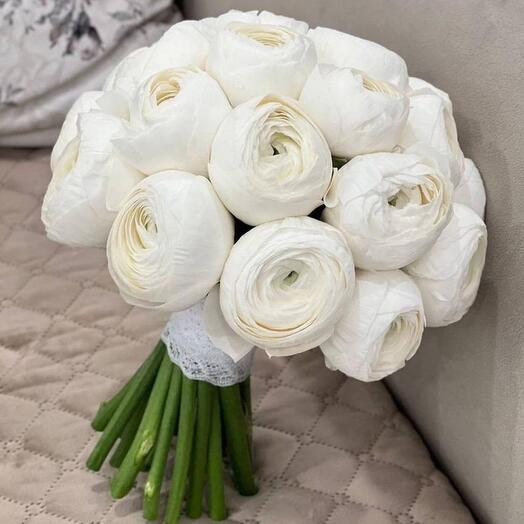 White ranunculus bridal bouquet