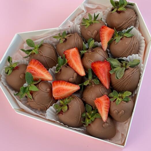 Клубника в шоколаде 14 шт