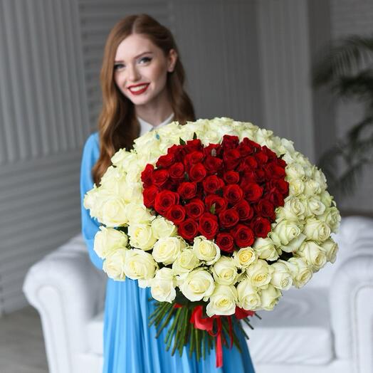 101 red and white roses ️