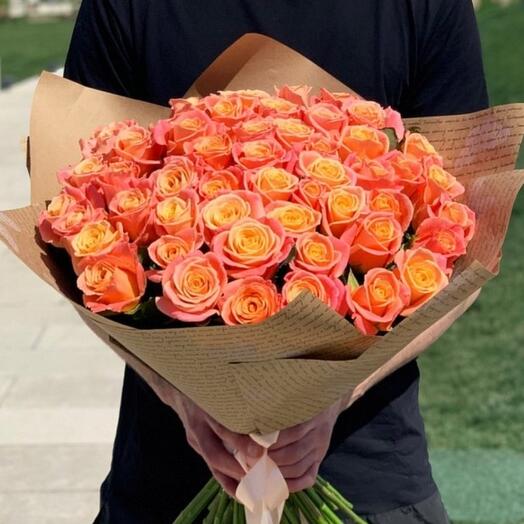 Bouquet of pastel orange roses