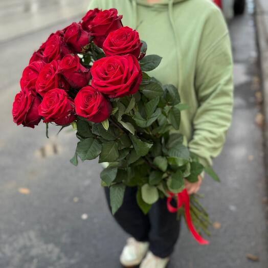 15 крупных высоких роз
