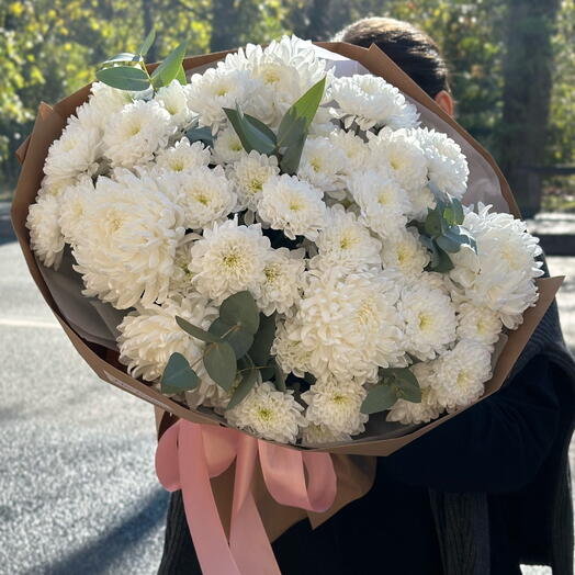 Микс белых хризантем