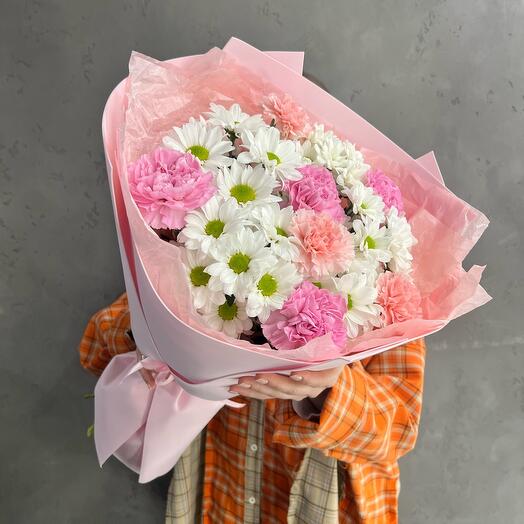 Букет с нежной гвоздикой 💗