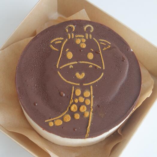 Bird's milk "giraffe" bento cake