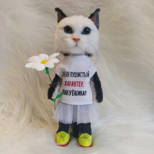 Кошка "Пушистый характер"