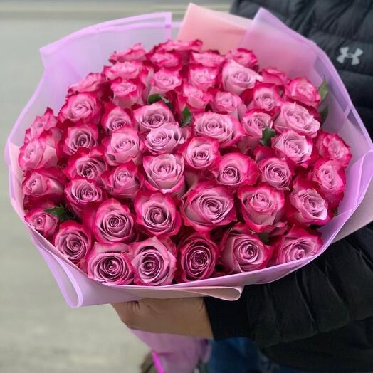 Букет из розовых роз 51 шт