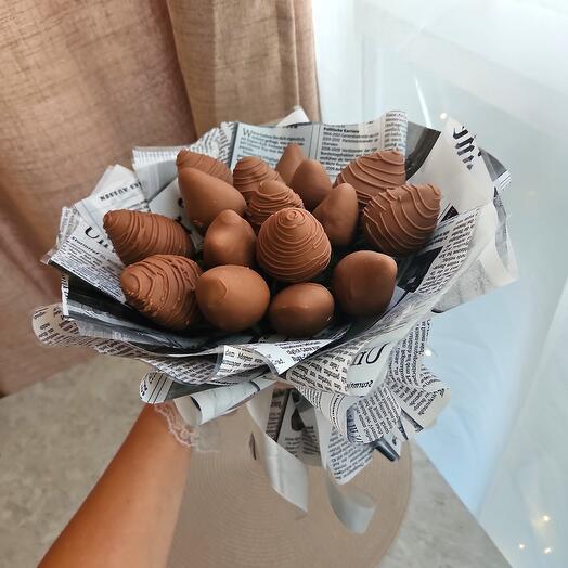 Клубника в молочном шоколаде