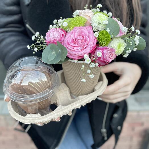 Flowers in craft and marzipan candies