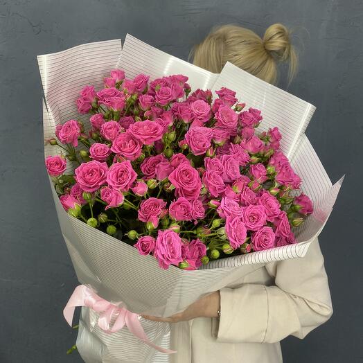 Mono bouquet of bush chrysanthemums
