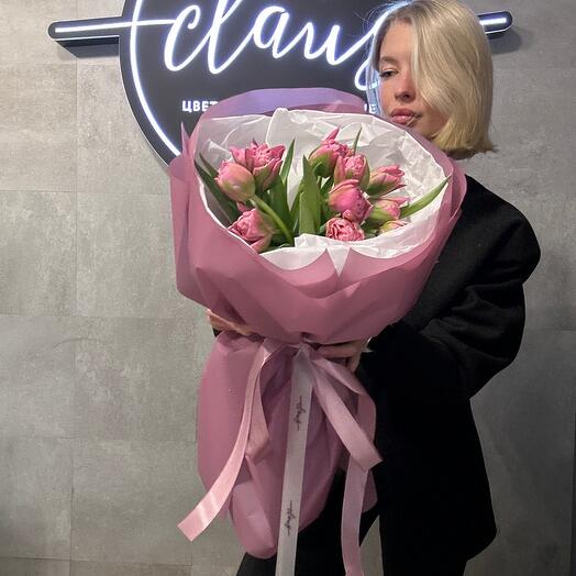 Тюльпаны пионовидные букет на 8 марта