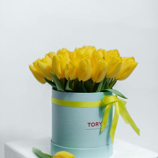 35 Yellow Tulips in a Hat Box