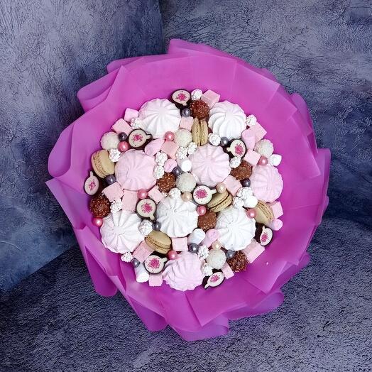 Букет из зефира и конфет "Сладкое счастье"