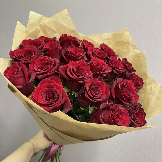 21 Эквадорская роза в крафте