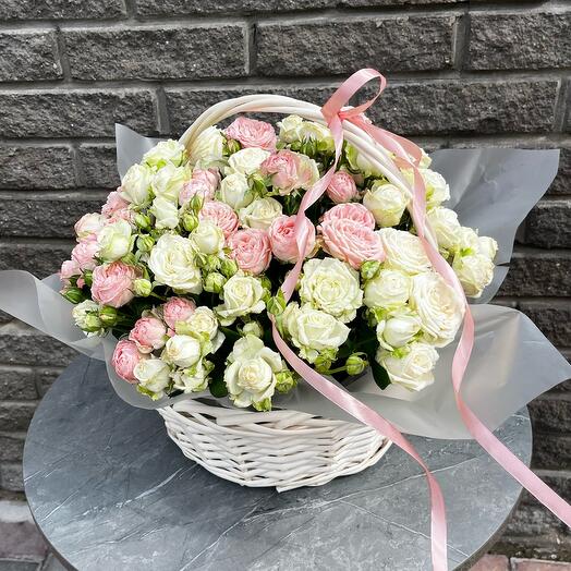Корзина с пионовидными кустовыми розами бомбастик💗💗💗