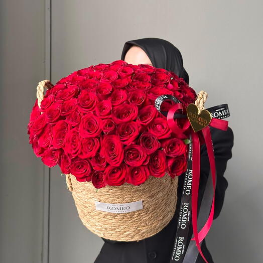 Классические розы в кашпо🫶🏻