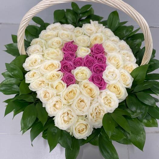 Корзина с цветами 51 Роза с Буквой