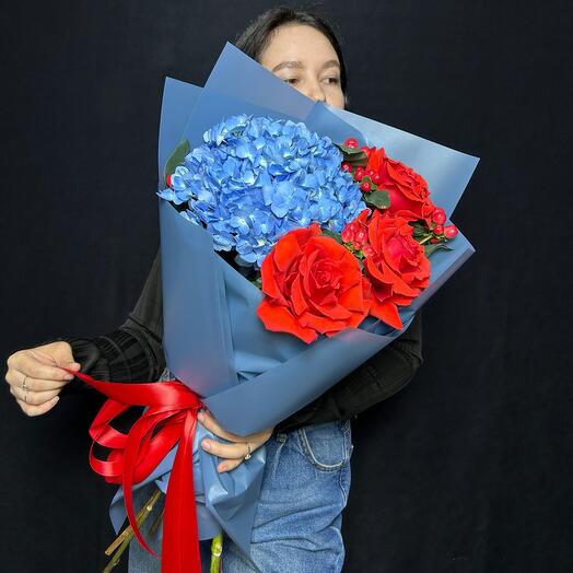 Букет с гортензией «танго»