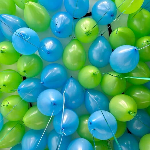 40 воздушных шаров с гелием