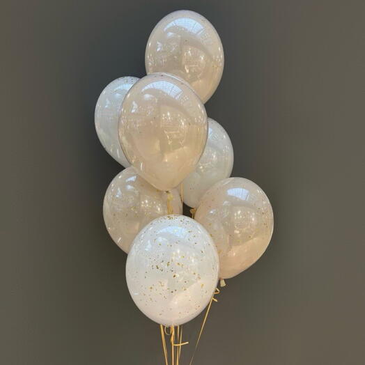 Фонтан с золотым конфетти