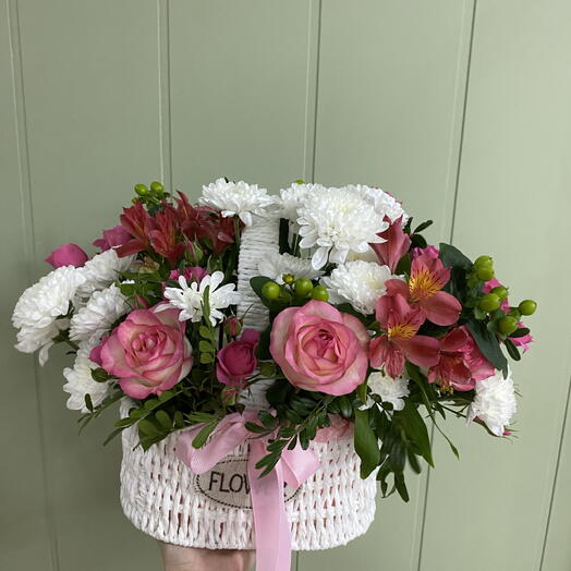 Корзина с цветами