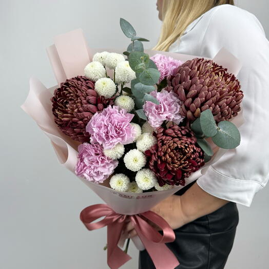 Авторский букет «Вечер в Провансе» с роскошной хризантемой 🤍 Камелия Flowers Shop