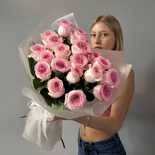 Монобукет из крупных роз 19шт