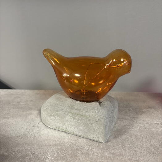 Светильник птичка на камне 2