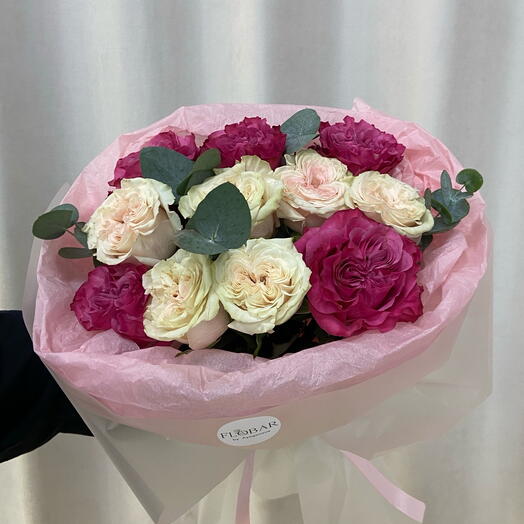 Пионовидные розы микс (оттенок может меняться)