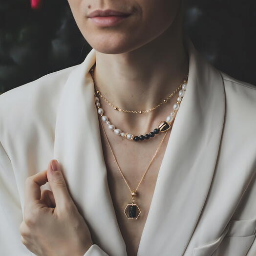 Комплект украшений с жемчугом, гелиотропом и серафинитом