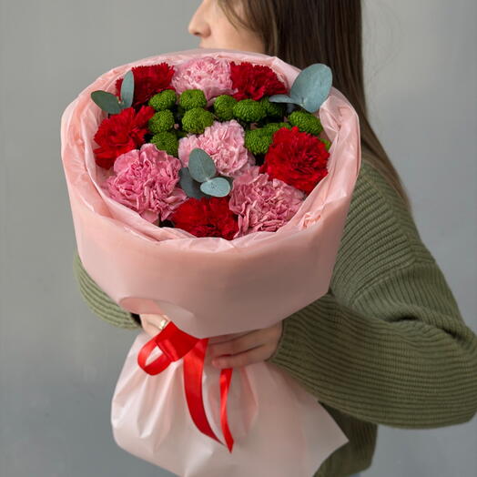 Букет диантусы с хризантемой