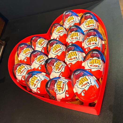 Сердце Kinder Joy Stranger Things