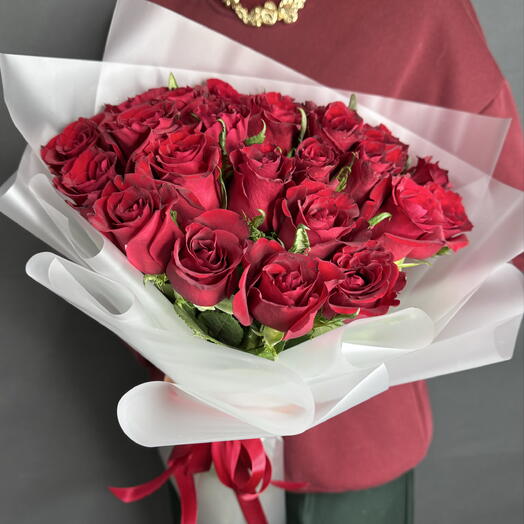 Букет из 25 красных роз